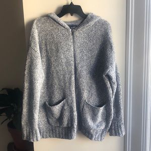 American eagle soft cozy hooded sweater size L🐺🦭